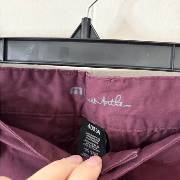 Travis Mathew maroon trifecta pants golf performance size 40x34 new - Picture 3 of 4